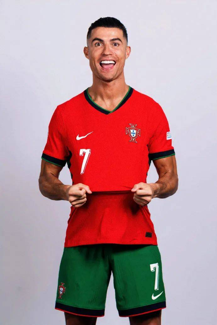 本赛季文班缺阵时马刺战绩为7胜2负，而上赛季则为13胜23负