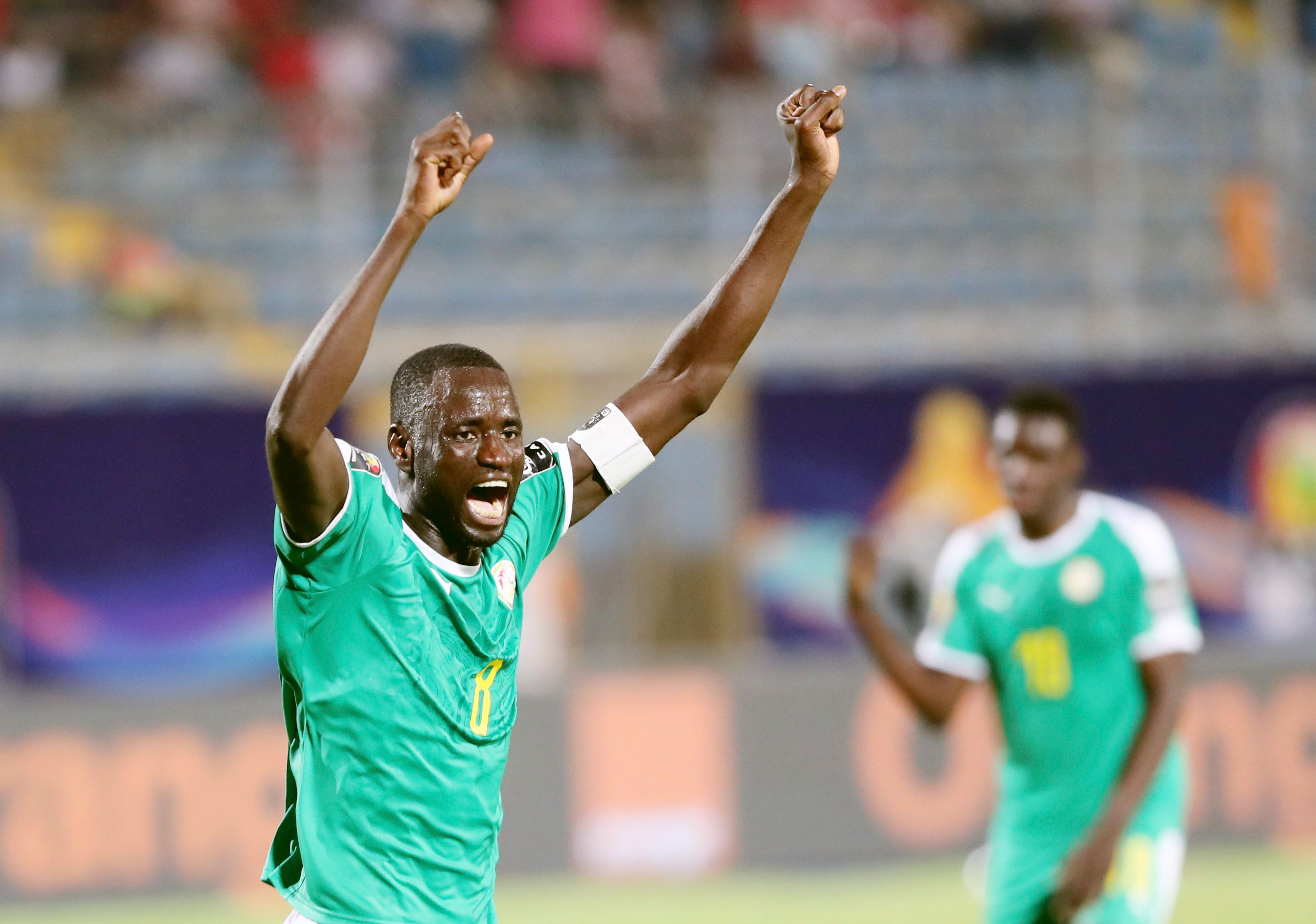 海港0-0柔佛新山，陈威12次扑救，加布里埃尔、冯劲失良机