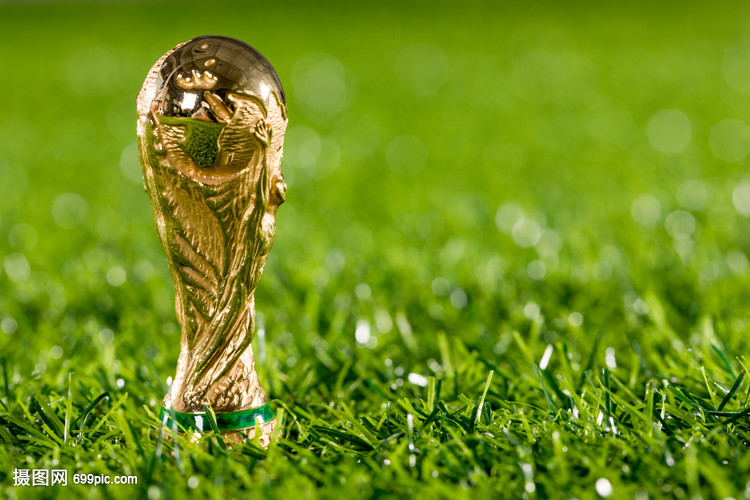 西甲半场：多兰造点，费尔南德斯点射，西班牙人1-0巴列卡诺（西甲半场战报：多兰造点，费尔南德斯点球命中，西班牙人暂1-0领先巴列卡诺）