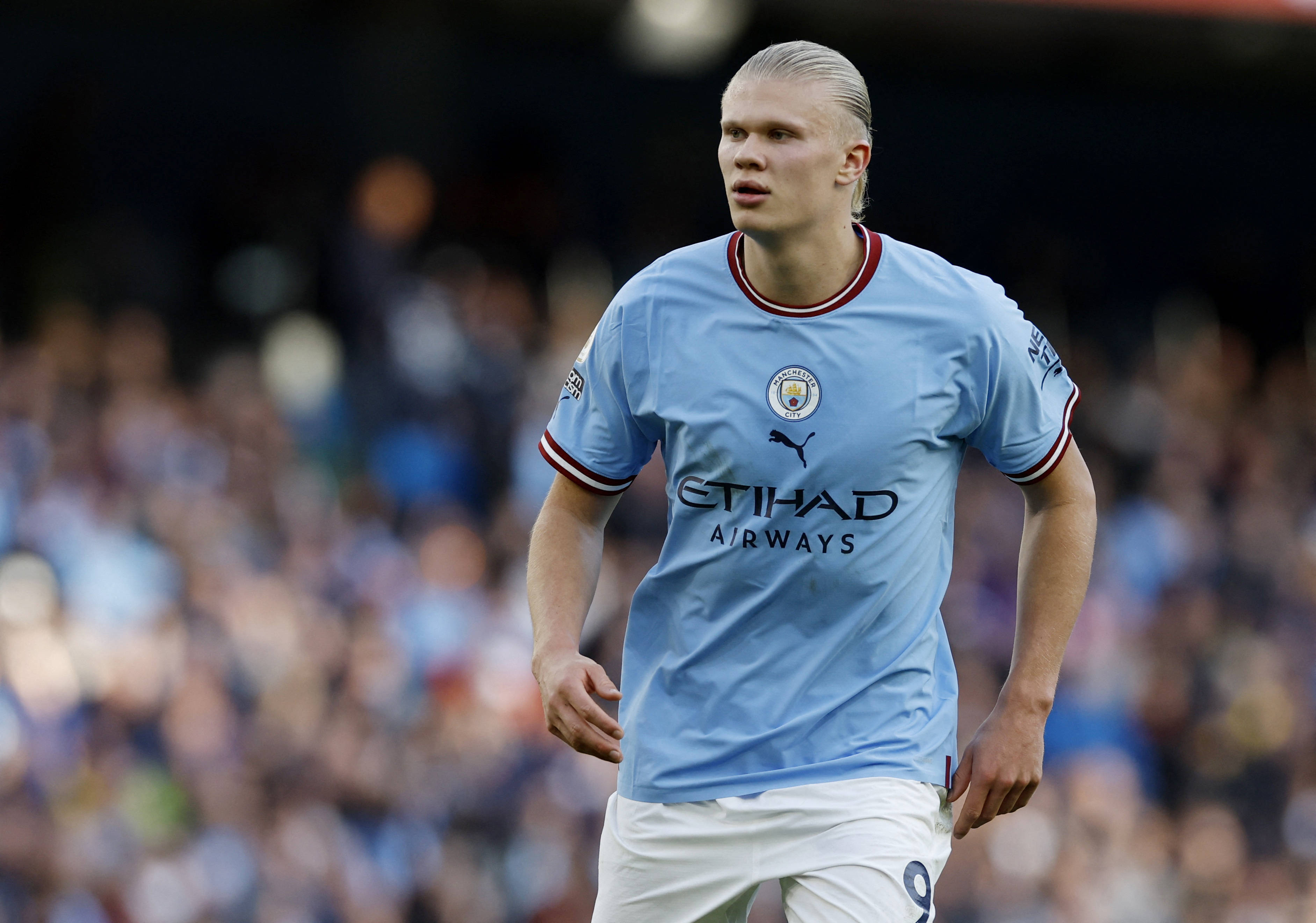 吾米提江：来到海港时我就想过能拿冠军，希望以后能多拿几个