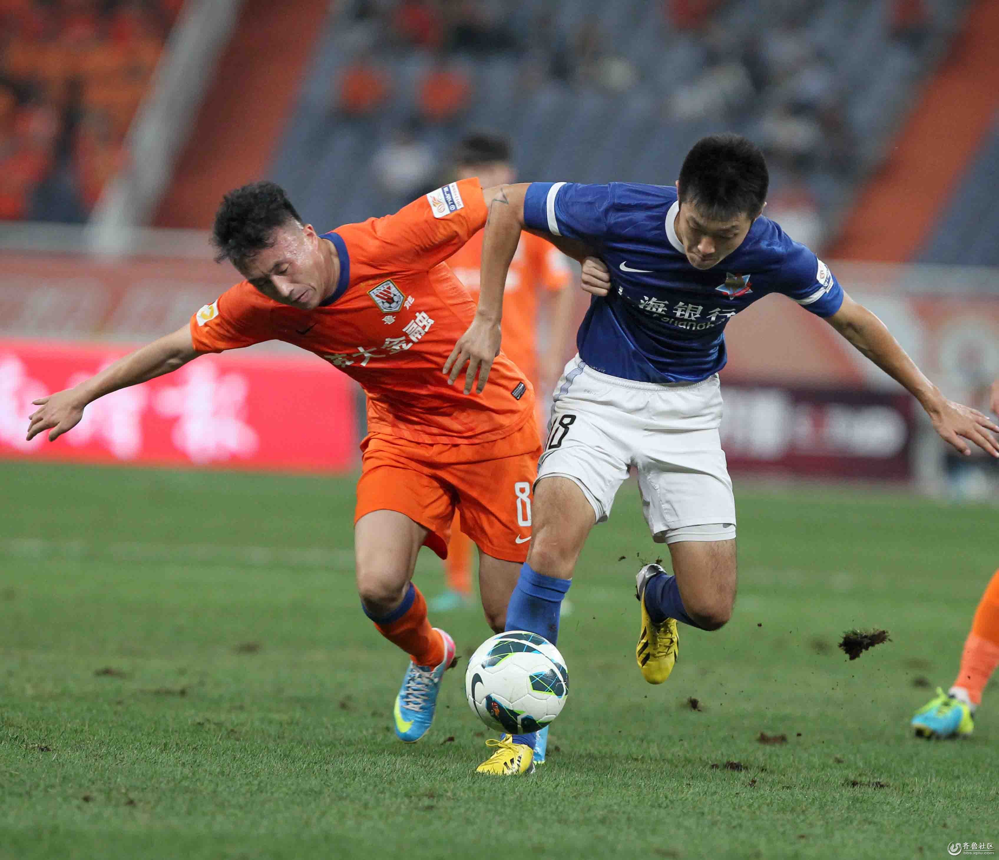 沪媒：中乙最佳射手费尔南多跟随玉昆训练，是否加盟还不确定（沪媒：中乙金靴费尔南多随玉昆合练，是否签约仍待定）