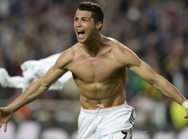 云达不莱梅vs科隆：菅原由势、施密德首发，比尔特、卡明斯基出战