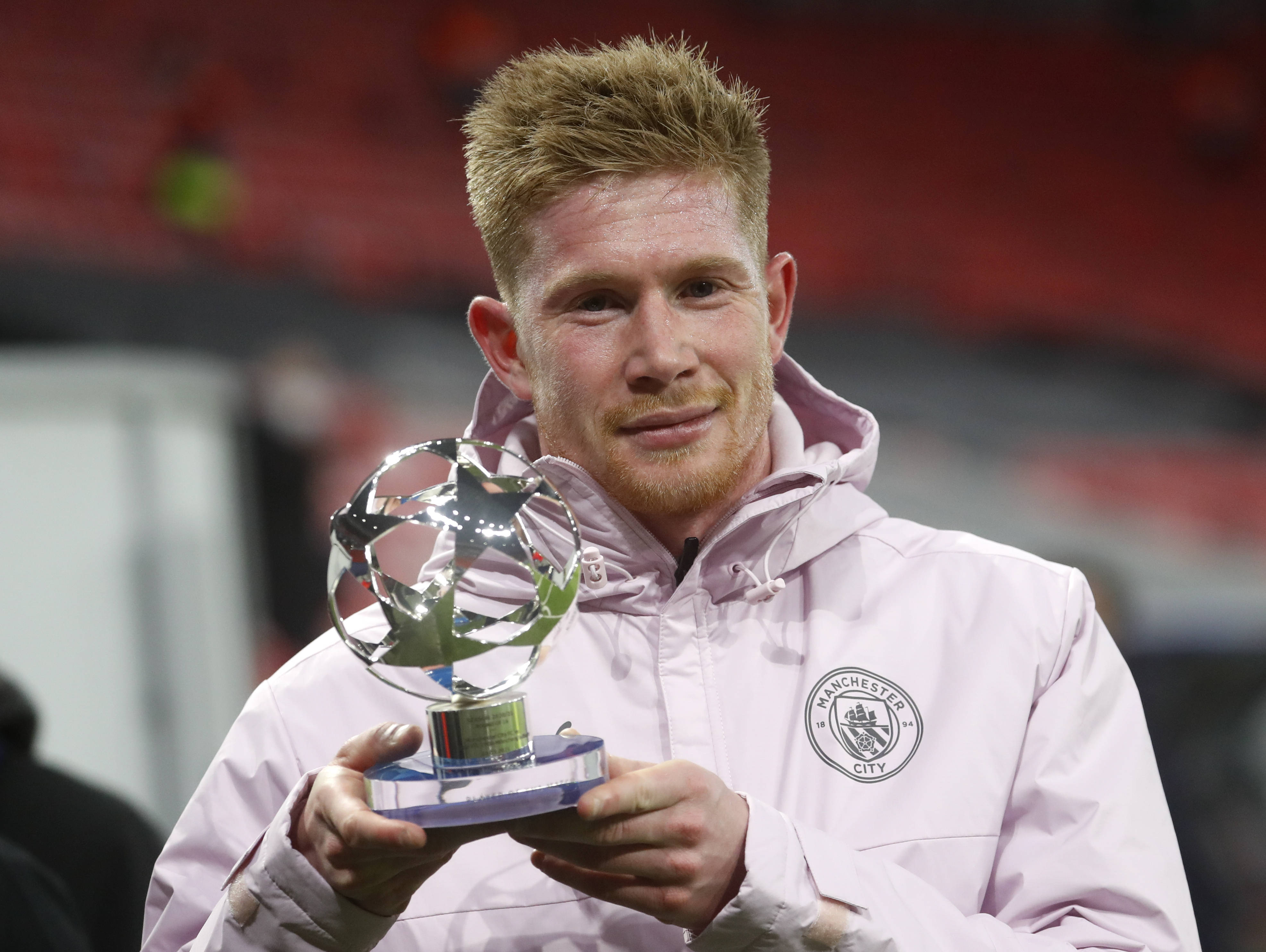 巴西足球最后的金球奖得主！18年前的巅峰卡卡到底有多强？（18年前的巅峰卡卡有多强？巴西至今最后一位金球先生）