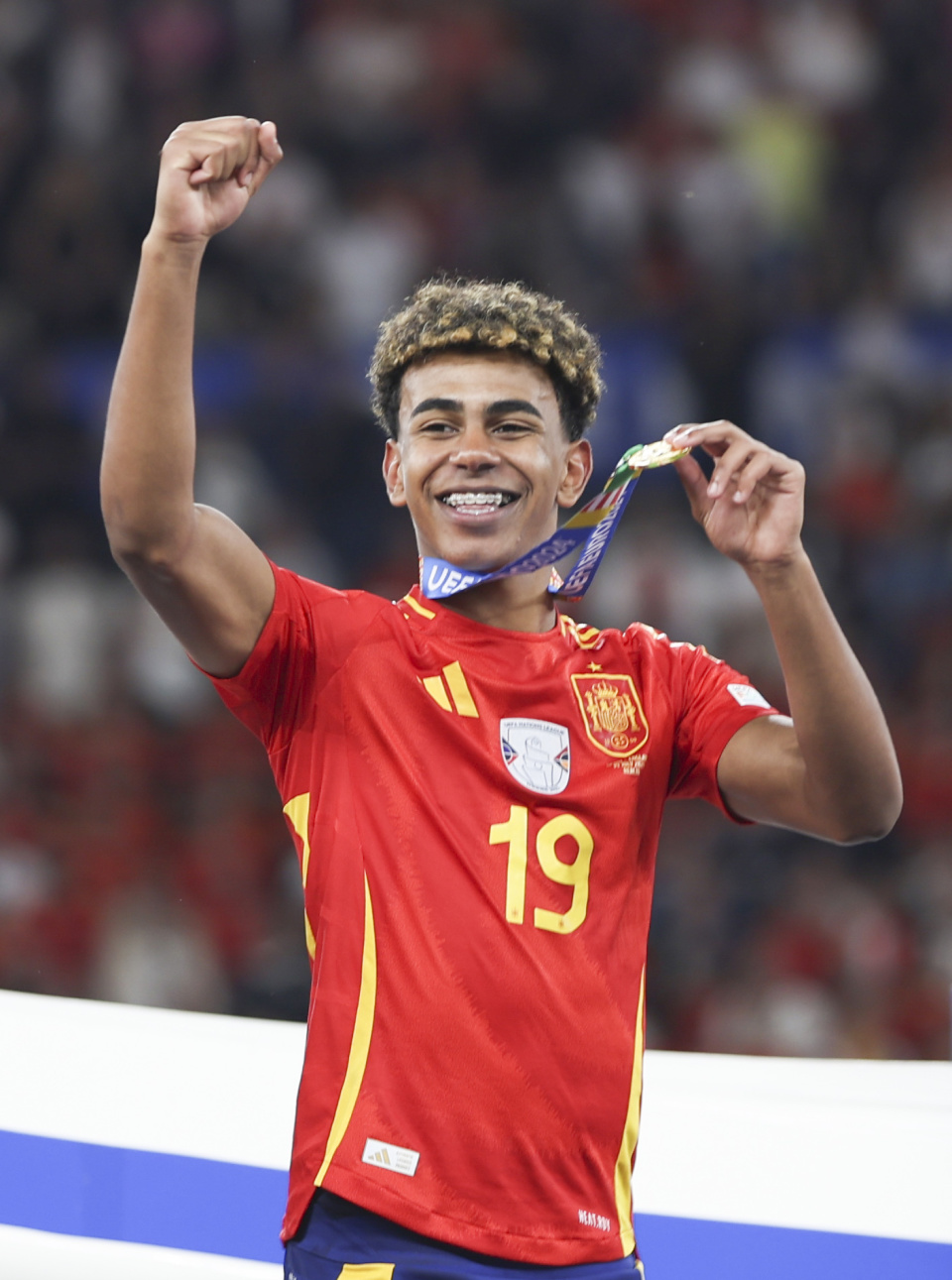 德转列瑞士球员历史身价前10：扎卡5000万欧第1，阿坎吉第2