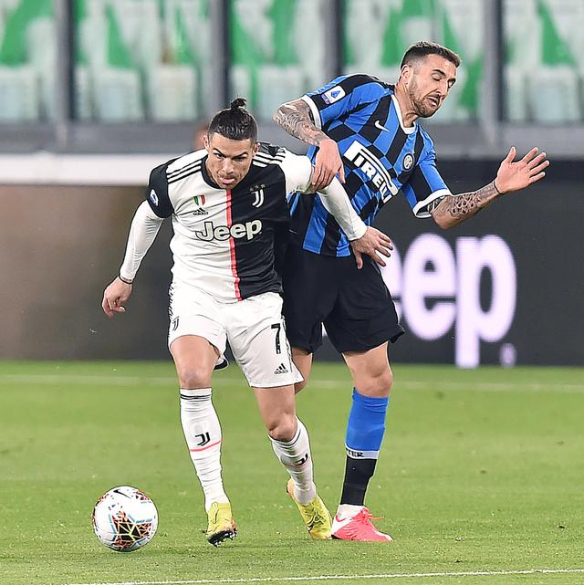 队报：利物浦中场莫顿加盟里昂转会费为1000万+500万欧